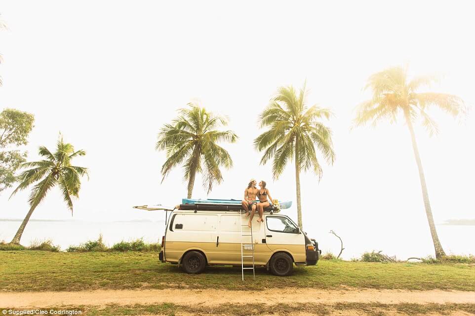 couple travel 100000 kilometers in australia with a van 9 (1)