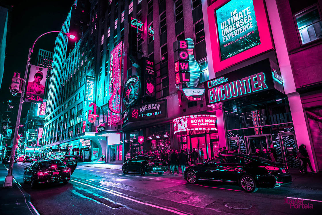 Xavier Portela is Back With Stunning New York Glow Pictures