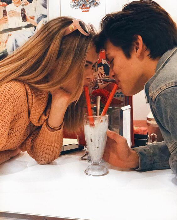 19 Couple Goals That Look So Good You Know They Re Fake