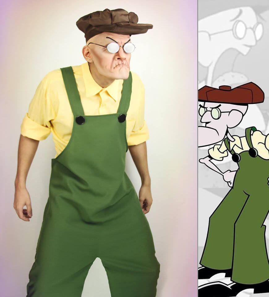 This Disney Character Cosplay Dude Is Like Nothing Youve Ever Seen Before