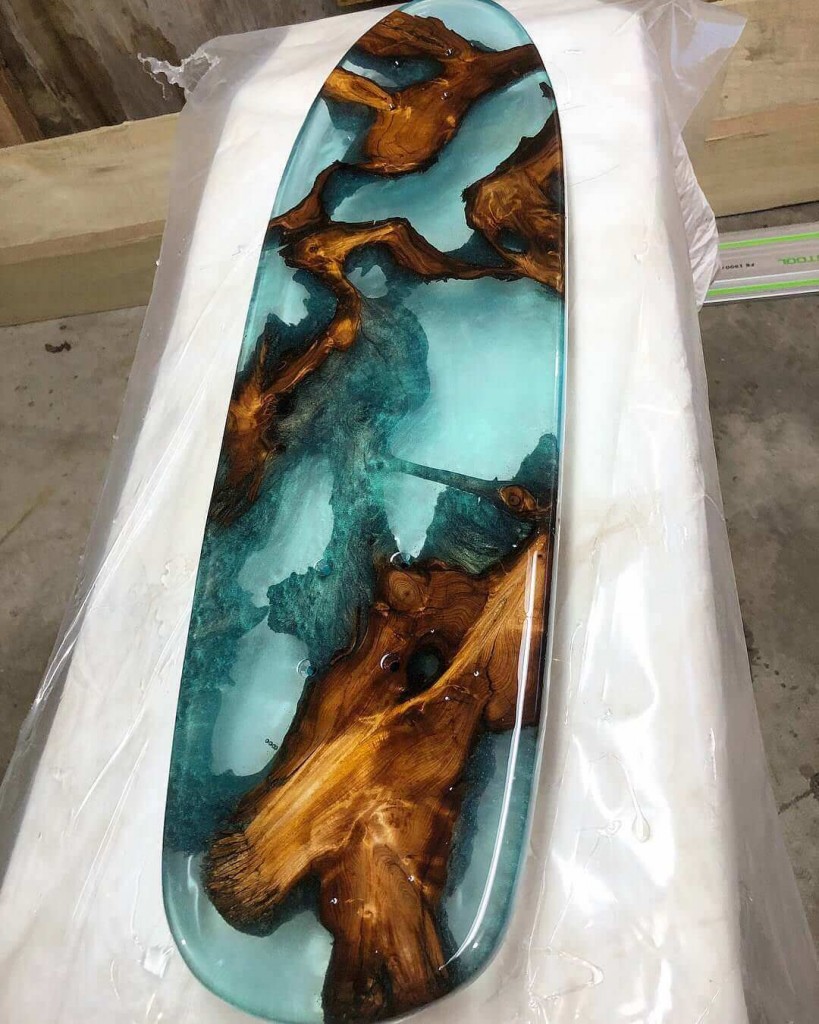 A Guy Built a Skateboard From Wood And Epoxy And The Final Result Is