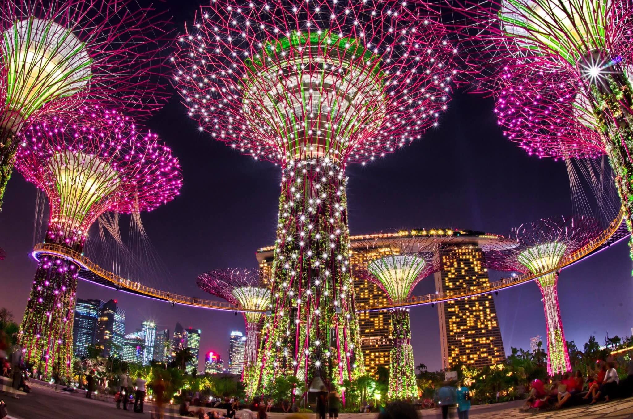 Singapore Architecture And Unique Building Designs Displayed in