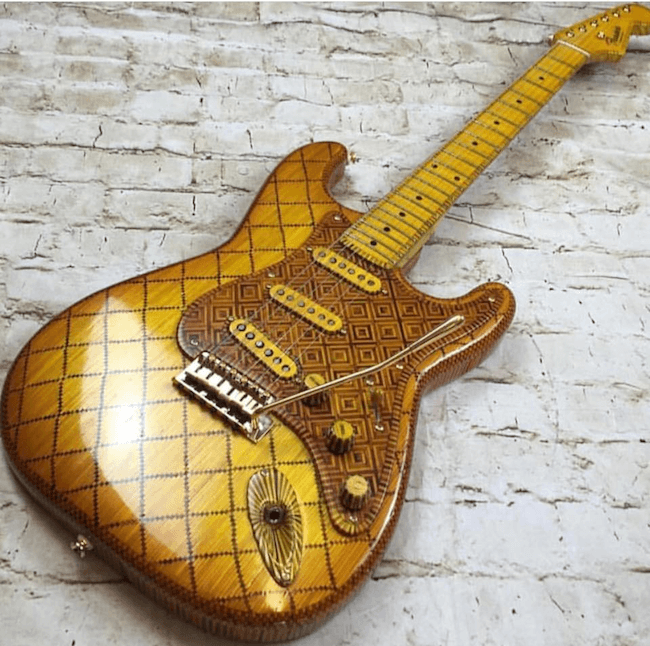 guitar out of matchsticks 1 (1)