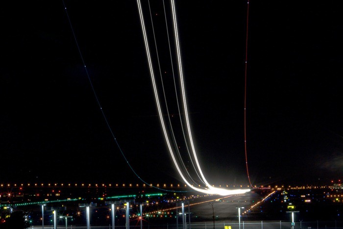 long exposure photos or airplanes taking off 11 (1)