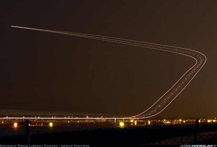 long exposure photos or airplanes taking off 7 (1)