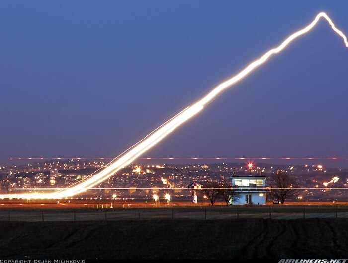 long exposure photos or airplanes taking off 8 (1)