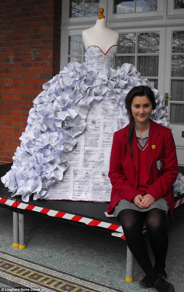 wedding dress made out of divorce papers 1 (1)