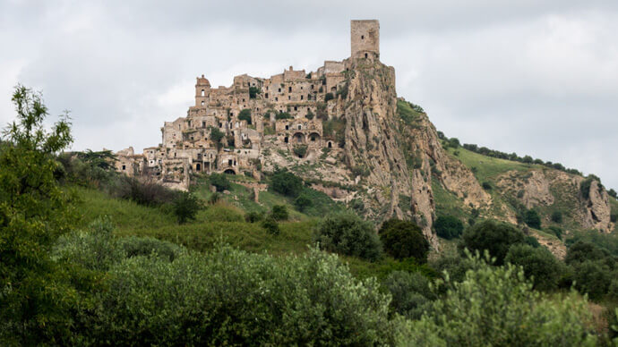 ghost town craco italy