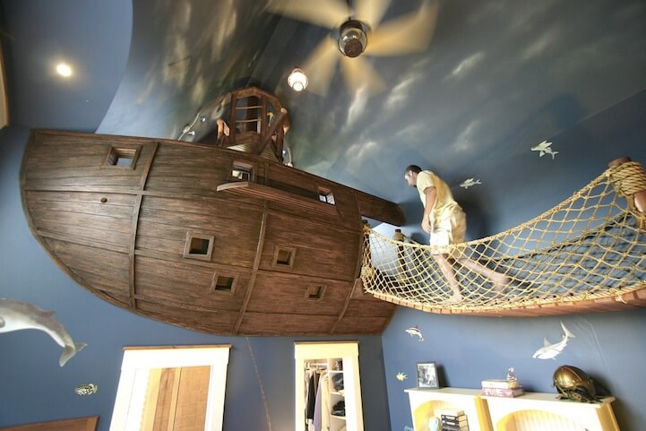 pirate ship room 
