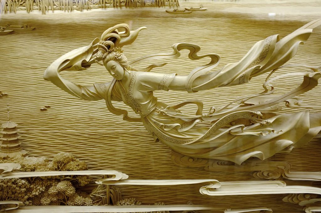 chinese wood carving art
