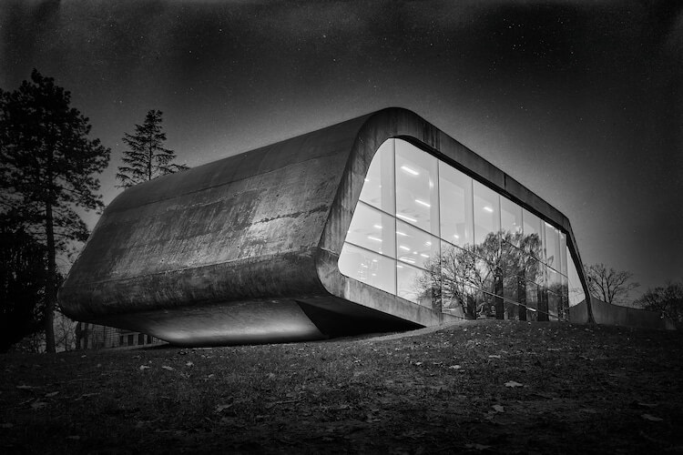 black and white architecture photos