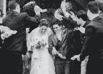 10 Awesome Ways to Surprise Your Bride on Your Special Day